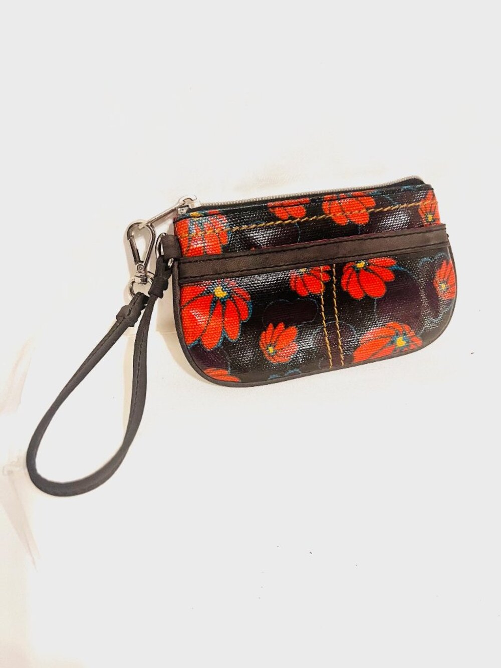 Sak Roots Wristlet-Floral-Easy Clean-Outside Pocket-4"x7"-Key Hook Inside-Travel